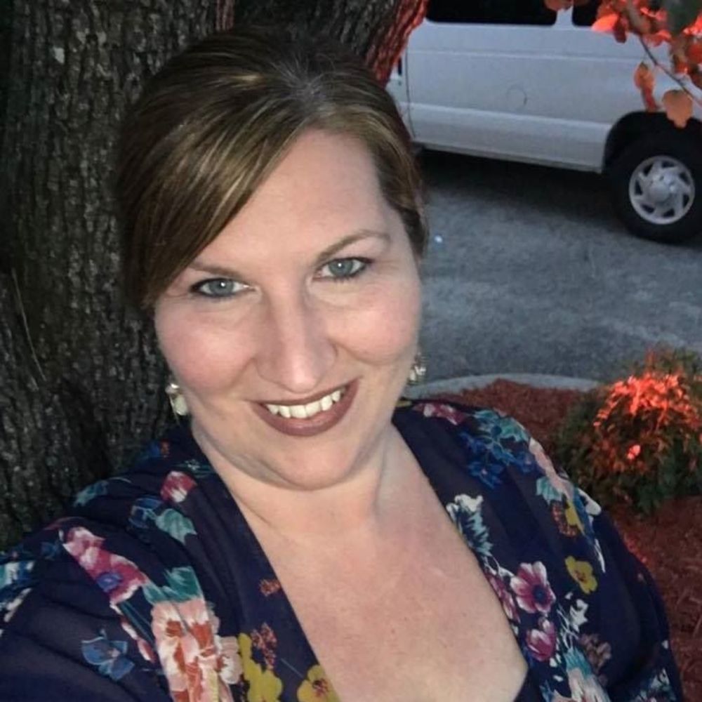 Meet your Posher, Elaina